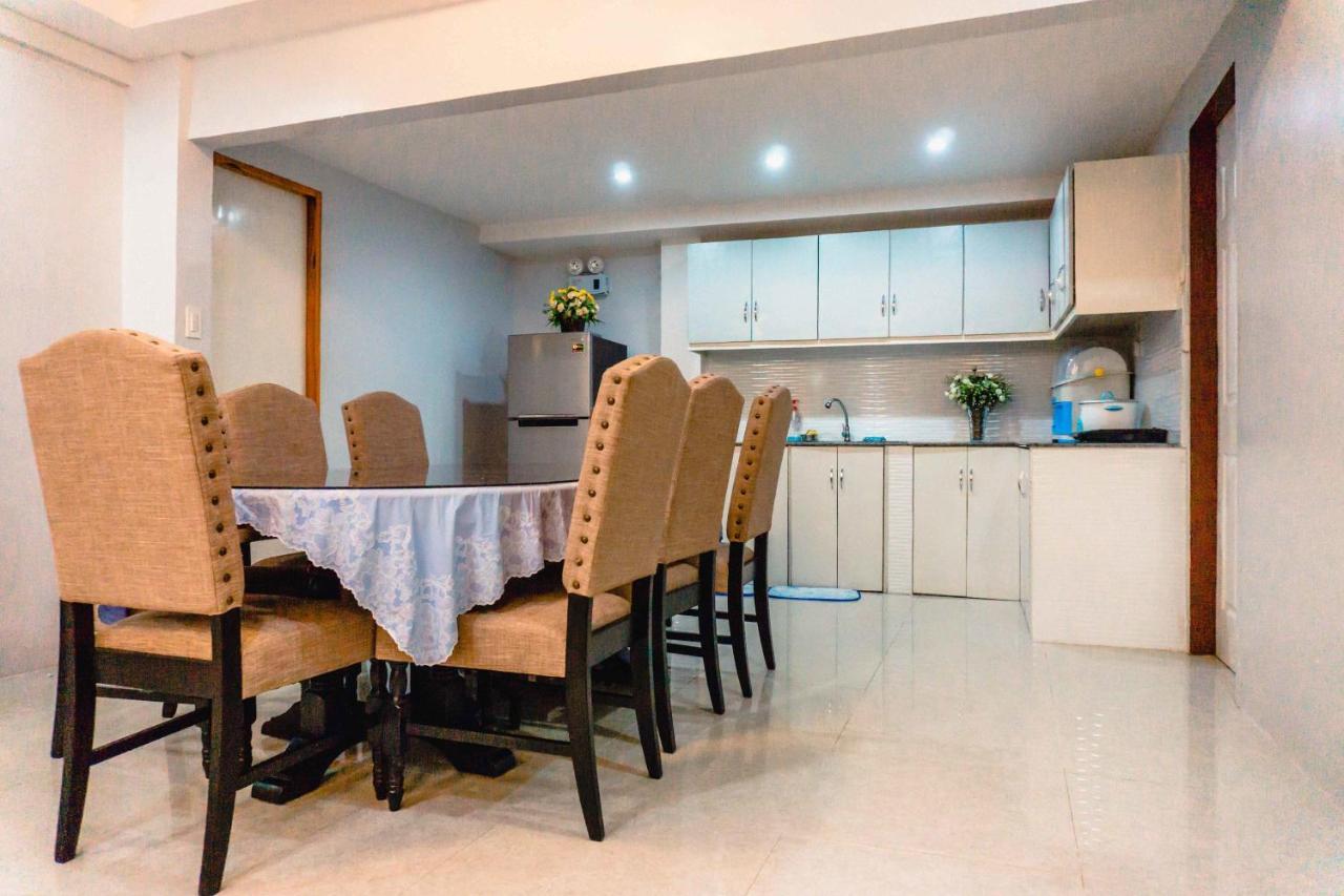 Two Story 87 Sqm Fully Air-Conditioned House In Babag 2, ماكتان المظهر الخارجي الصورة
