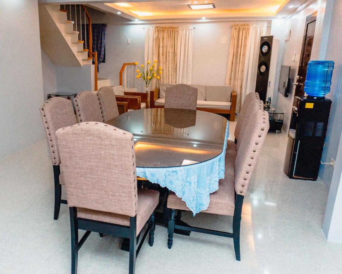 Two Story 87 Sqm Fully Air-Conditioned House In Babag 2, ماكتان المظهر الخارجي الصورة