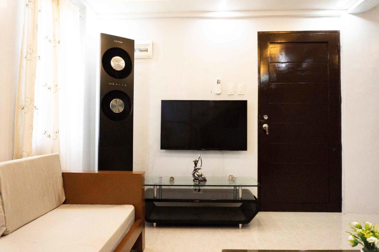 Two Story 87 Sqm Fully Air-Conditioned House In Babag 2, ماكتان المظهر الخارجي الصورة