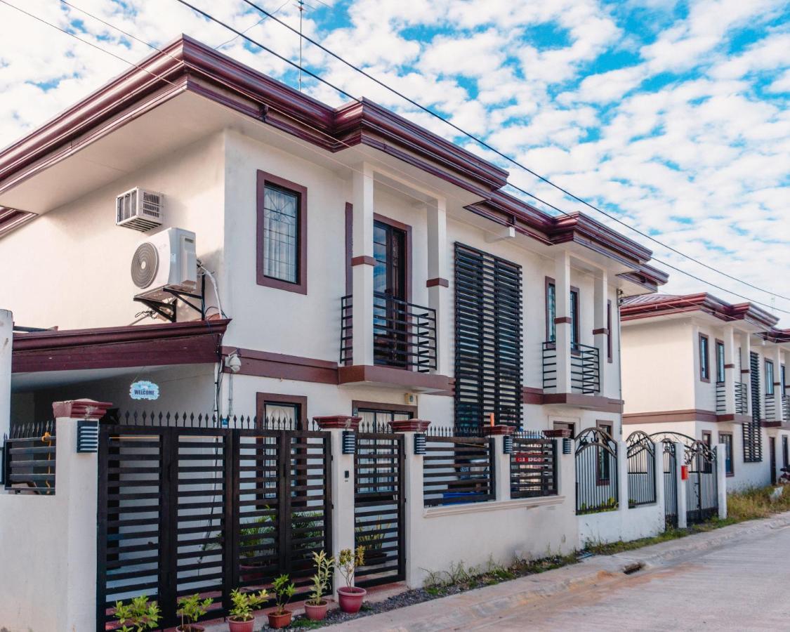 Two Story 87 Sqm Fully Air-Conditioned House In Babag 2, ماكتان المظهر الخارجي الصورة